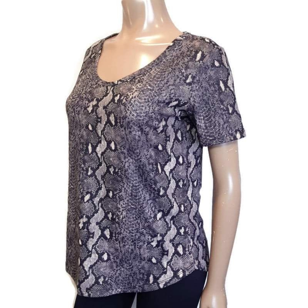 3/$20 AMANDA GREEN Snake Print Shimmer Top Black Gray Short Sleeve Keyhole